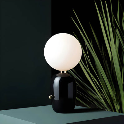 RAISO Table Lamp – Timeless Elegance in a Refined Design