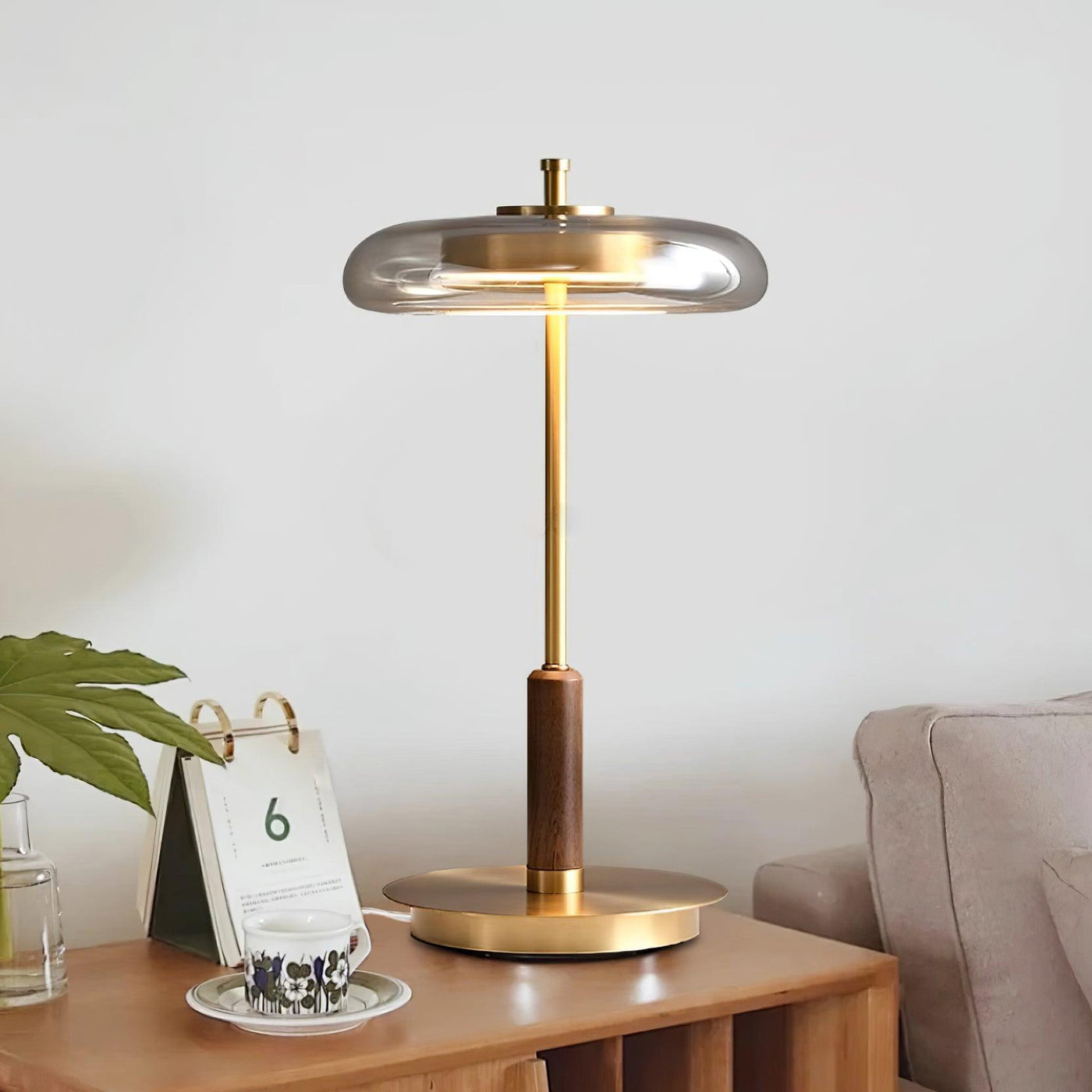 Ronaldo Table Lamp – Modern Elegance with Soft LED Illumination