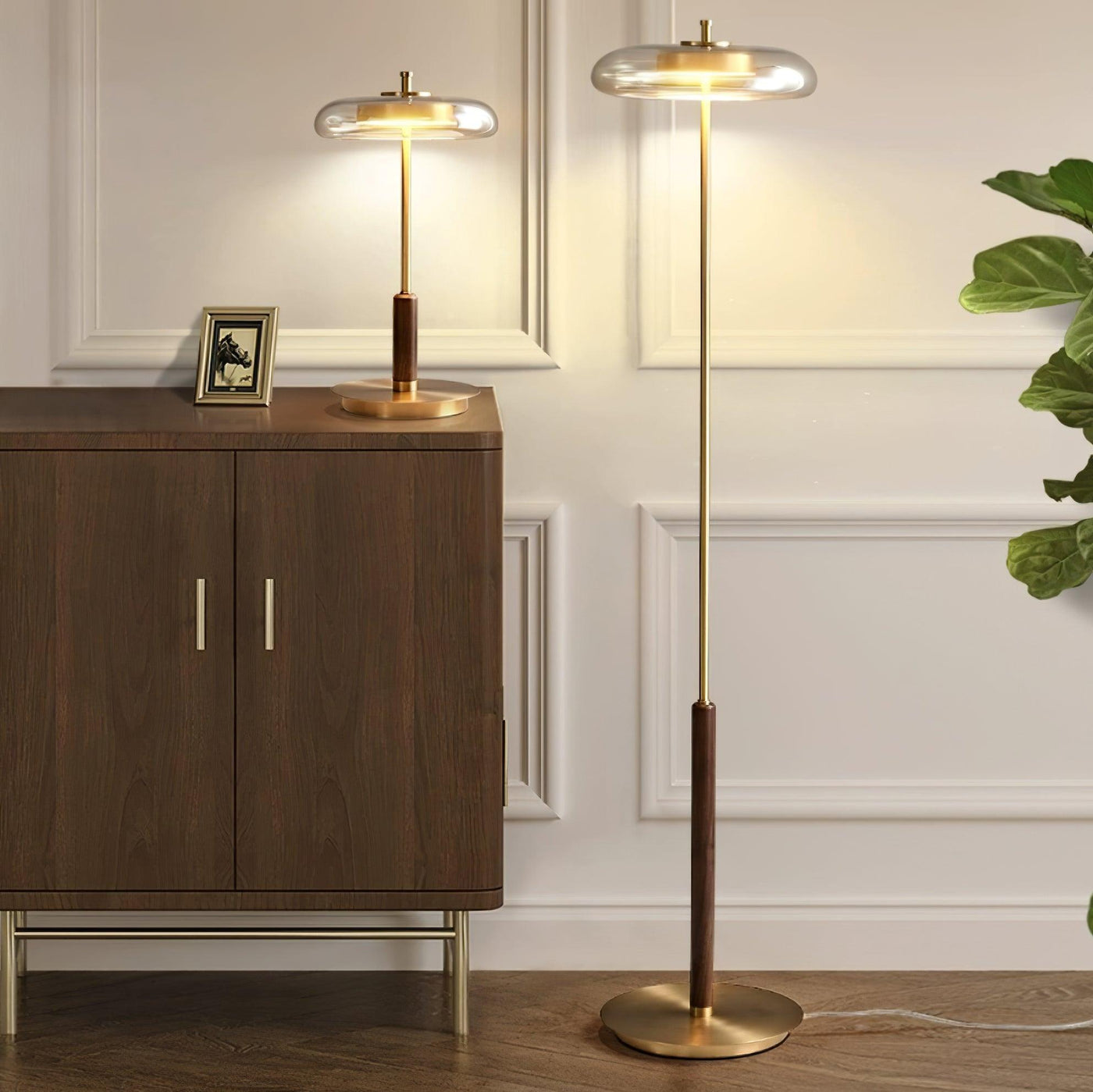 Ronaldo Table Lamp – Modern Elegance with Soft LED Illumination