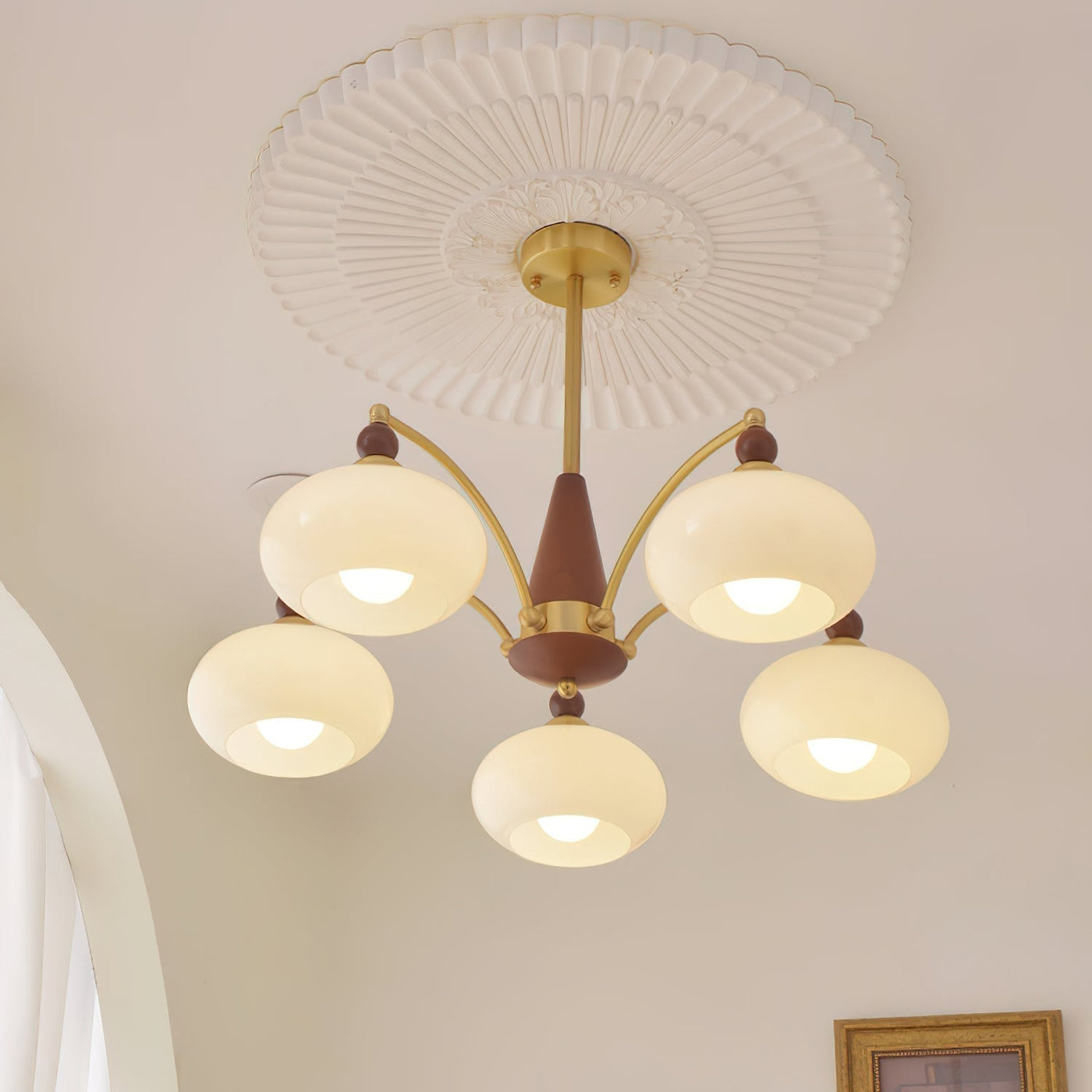 Retro Melodica Chandelier – Victorian-Inspired Elegance with Timeless Craftsmanship