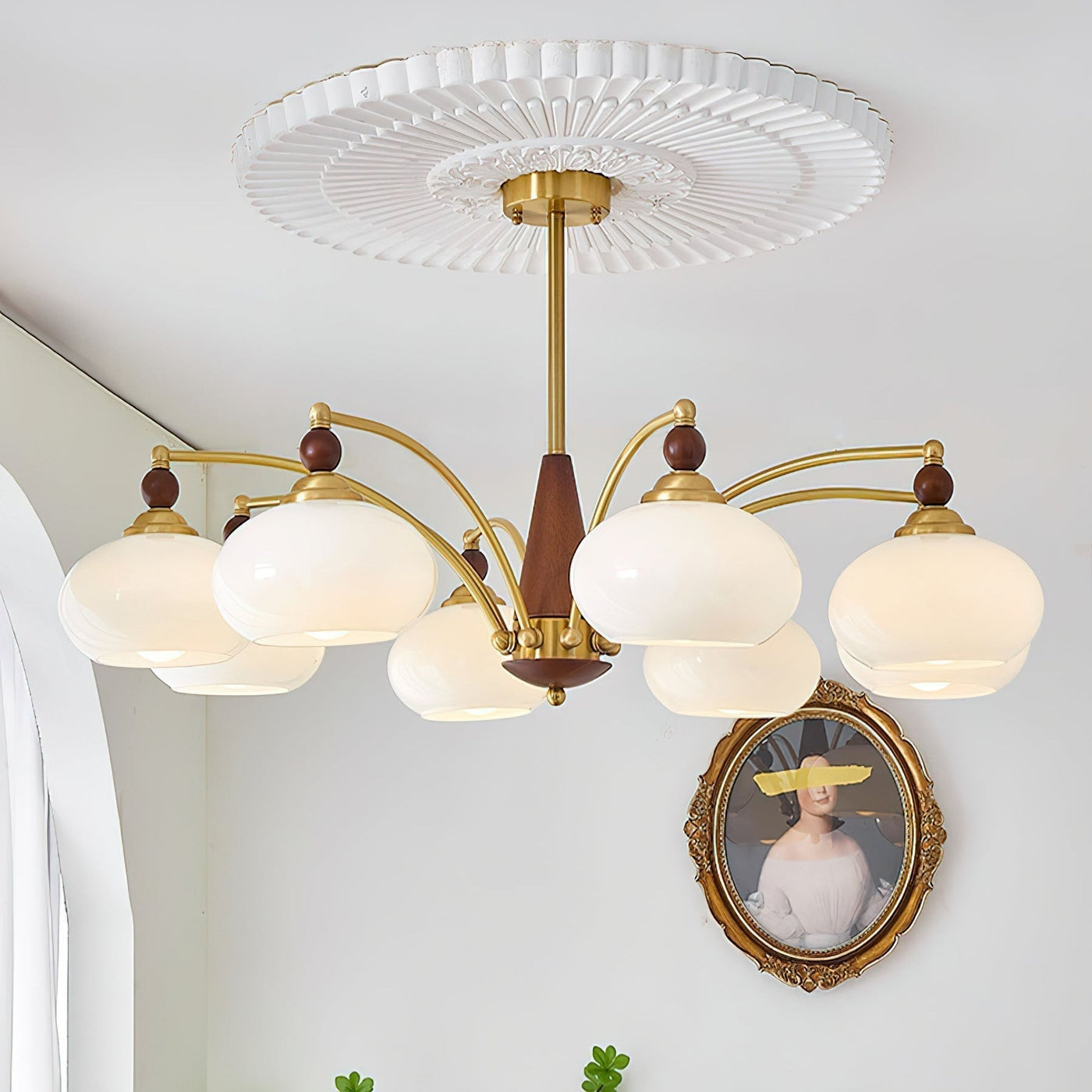 Retro Melodica Chandelier – Victorian-Inspired Elegance with Timeless Craftsmanship