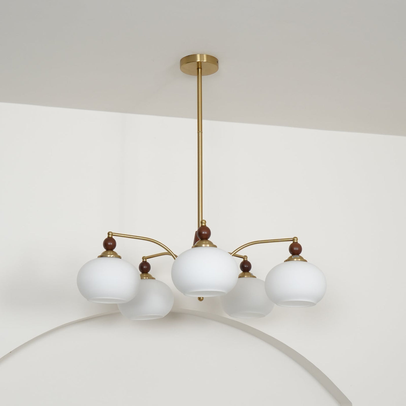 Retro Melodica Chandelier – Victorian-Inspired Elegance with Timeless Craftsmanship