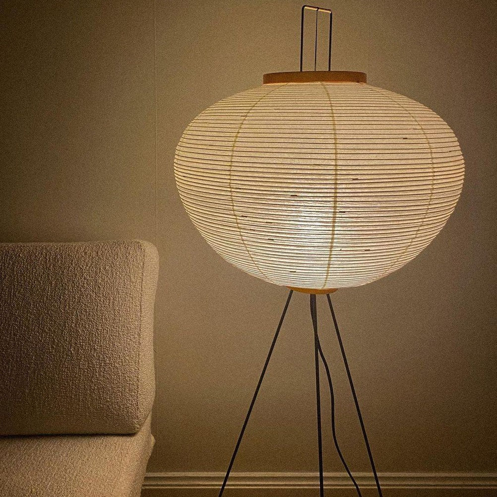 Rice Paper Floor Lamp – Minimalist Soft Glow Lighting for a Tranquil Ambience