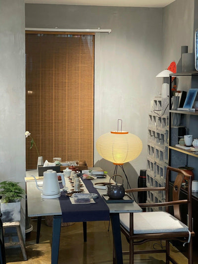 Rice Paper Floor Lamp – Minimalist Soft Glow Lighting for a Tranquil Ambience