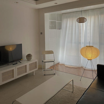 Rice Paper Floor Lamp – Minimalist Soft Glow Lighting for a Tranquil Ambience