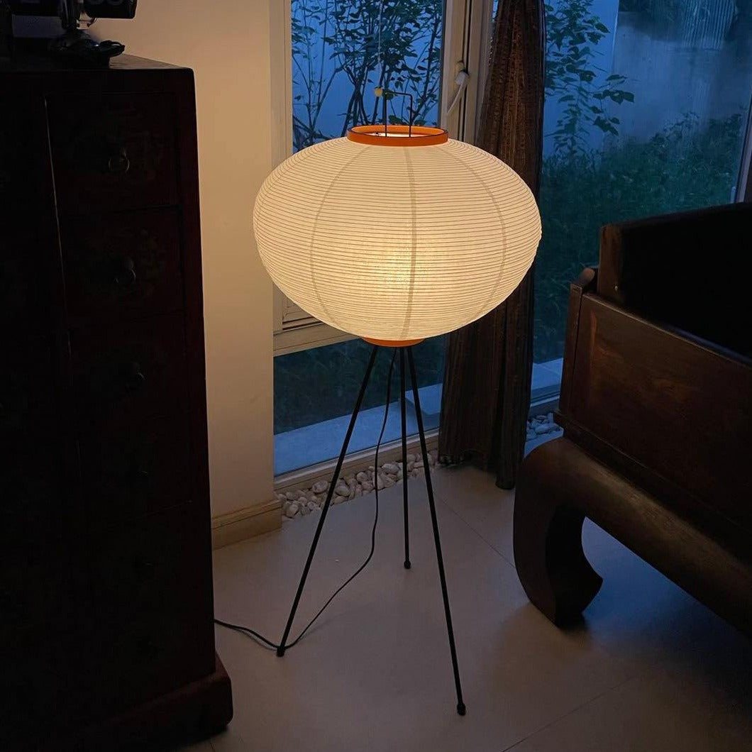 Rice Paper Floor Lamp – Minimalist Soft Glow Lighting for a Tranquil Ambience