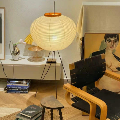 Rice Paper Floor Lamp – Minimalist Soft Glow Lighting for a Tranquil Ambience