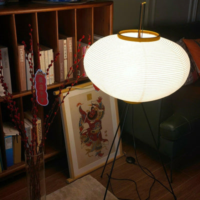 Rice Paper Floor Lamp – Minimalist Soft Glow Lighting for a Tranquil Ambience