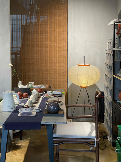 Rice Paper Floor Lamp – Minimalist Soft Glow Lighting for a Tranquil Ambience
