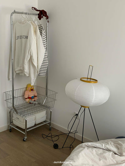 Rice Paper Floor Lamp – Minimalist Soft Glow Lighting for a Tranquil Ambience