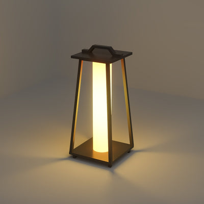 Roam Portable Outdoor Light – Durable, Weather-Resistant LED Lantern