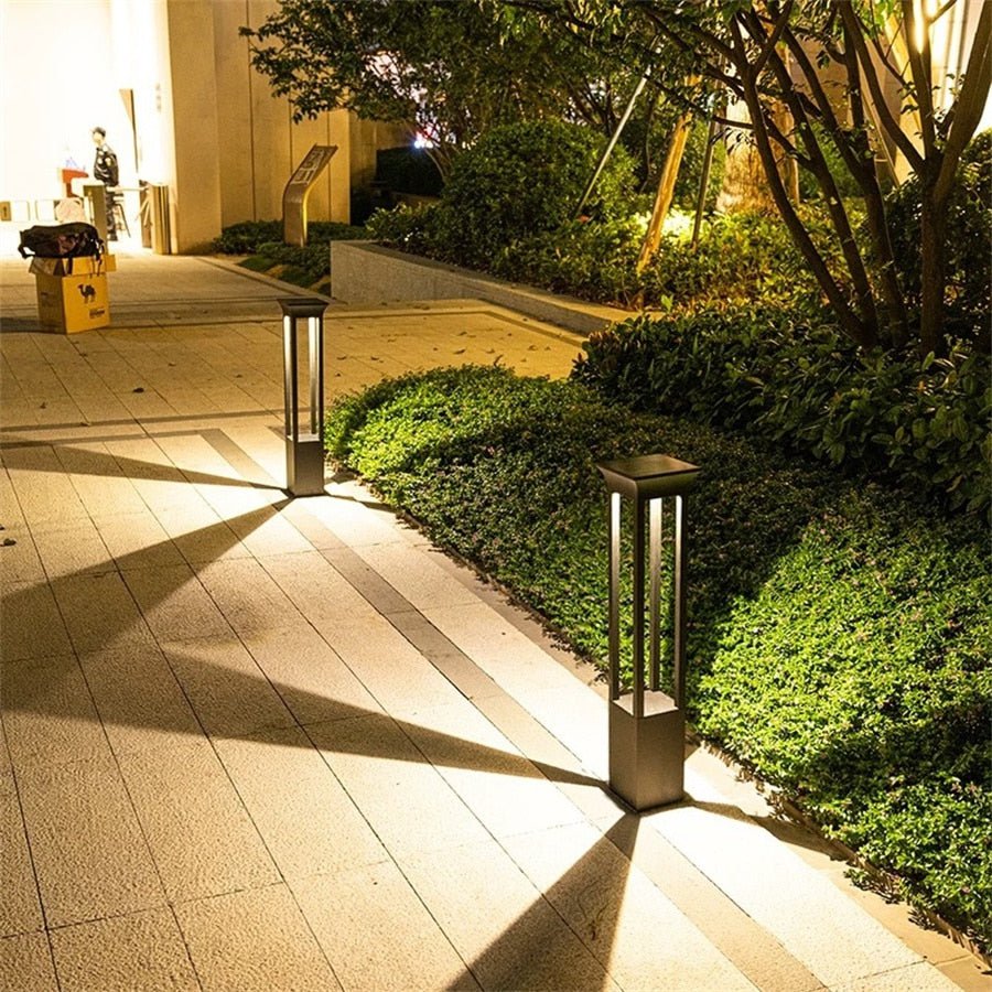 Nimbus Solar Pathway Light – Elegant Outdoor LED Illumination