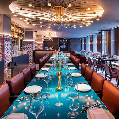 Luxury Restaurant Bar Table Lamp – Elegant & Dimmable LED Lighting