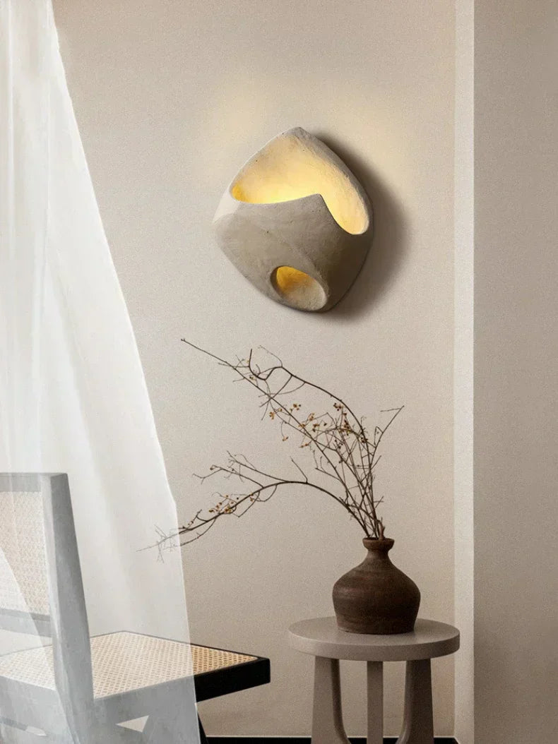 Edda Wall Lamp – Industrial Concrete-Inspired Art Deco Lighting