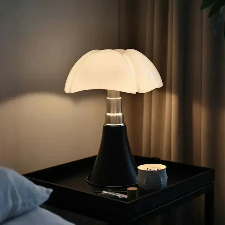 Vintage LED Designer Table Lamp – Retro-Inspired Elegance with Modern LED Light