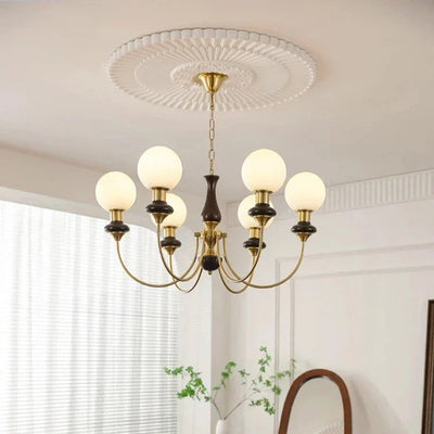 Vintage Chandelier – Timeless Elegance with a Touch of Nostalgia