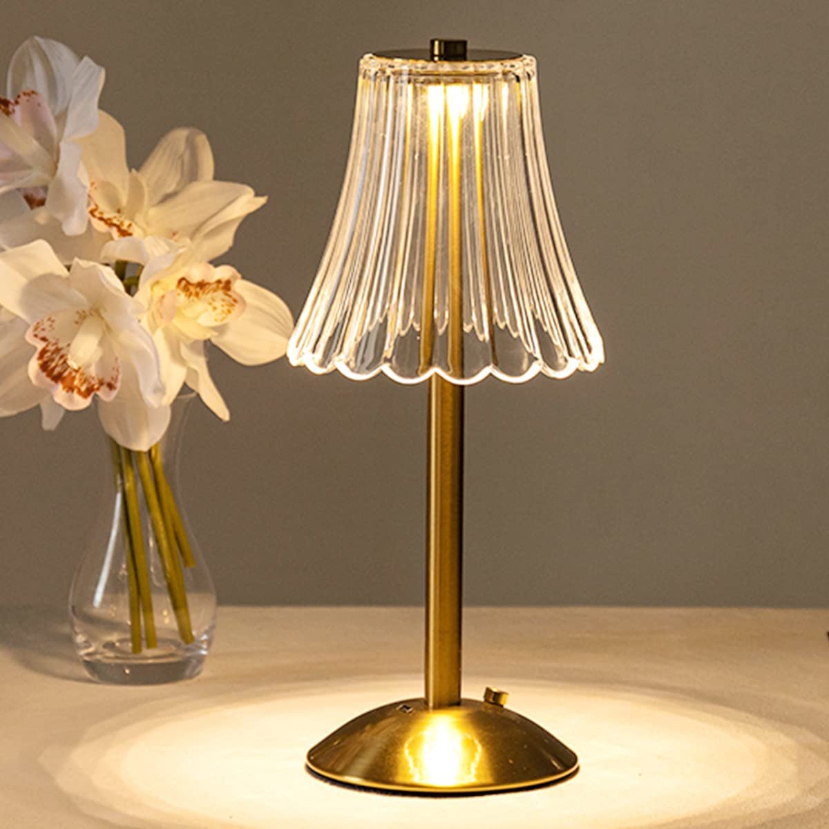 Golden Crystal Touch Lamp – Wireless Dimmable LED Table Light with Adjustable Colour Temperature (USB-C)