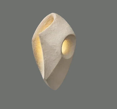Edda Wall Lamp – Industrial Concrete-Inspired Art Deco Lighting