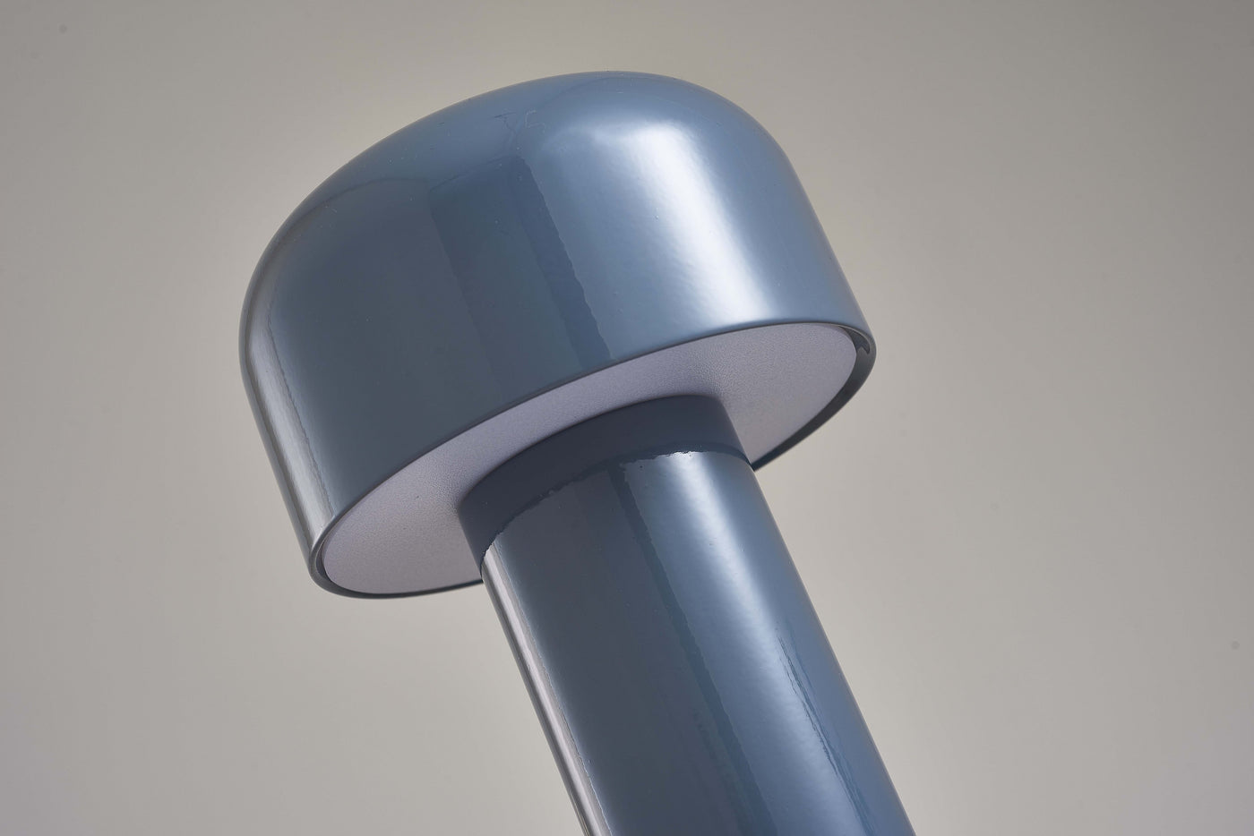 Italian Mushroom Cordless Table Lamp – Dimmable LED with Elegant Chrome Finish