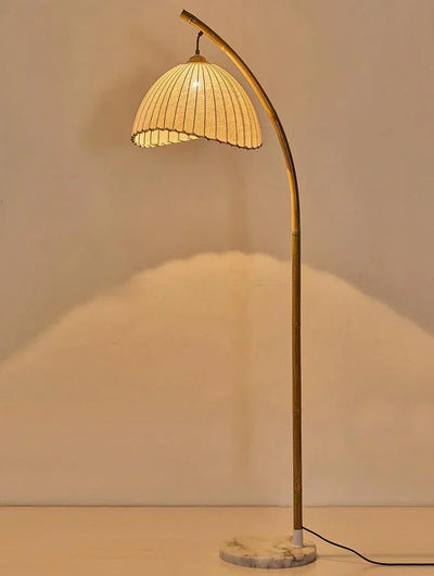 Japanese Bamboo Floor Lamp – Minimalist Zen-Inspired Lighting for a Tranquil Atmosphere