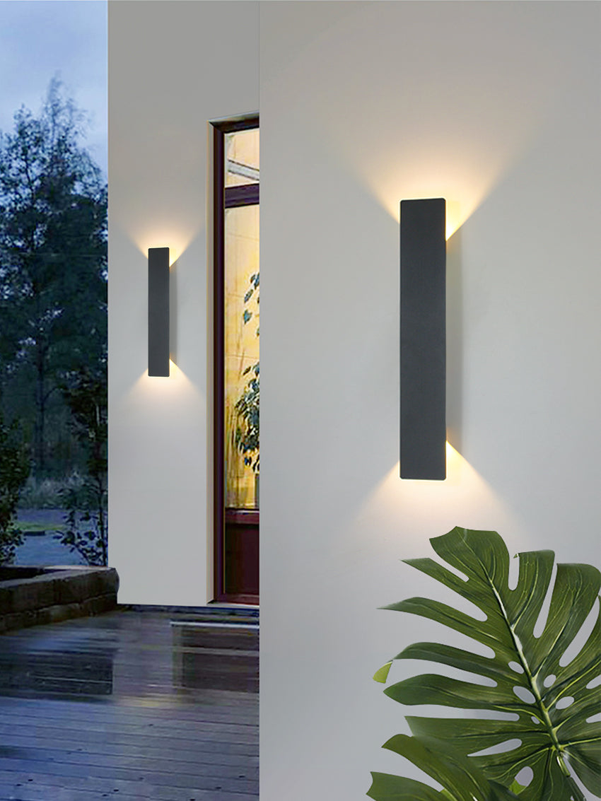 Lumeo | Modern Waterproof Outdoor Wall Light for Stylish Illumination