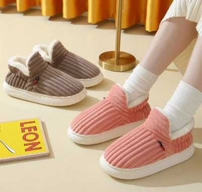 Liva Slippers – Warmth, Comfort, and Style for Winter