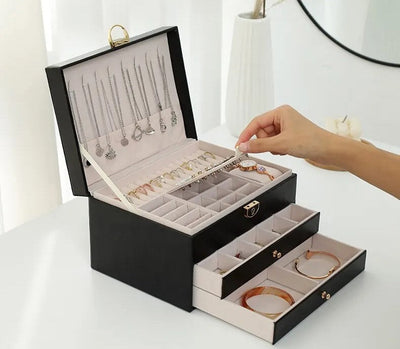 Jewelry Organizer Box – Elegant Storage for Your Precious Pieces