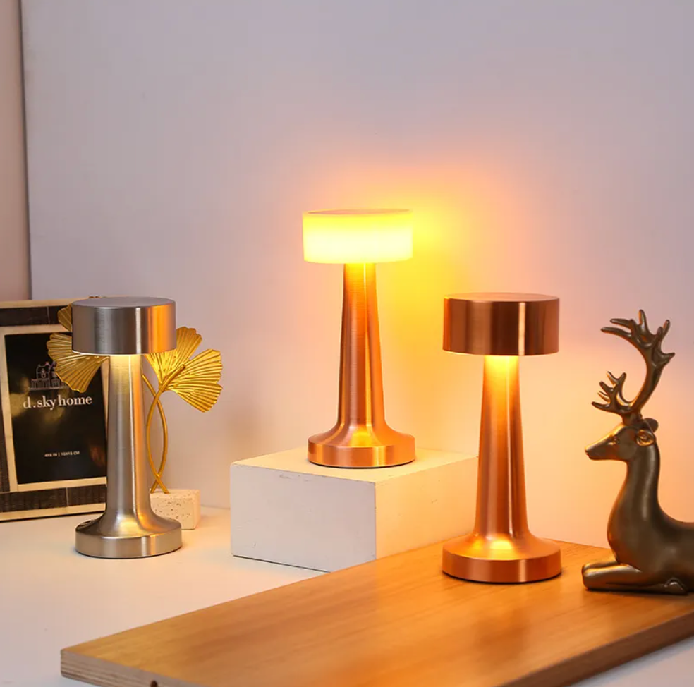 LumiTouch – Versatile Touch Lamp with Adjustable Brightness and Modern Design
