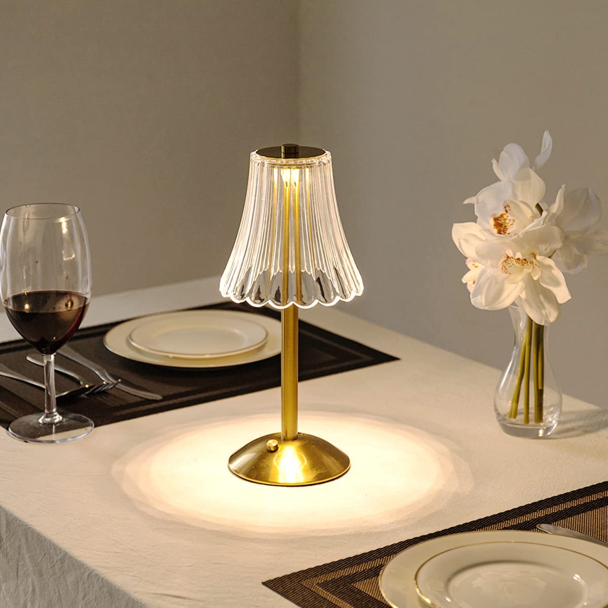 Golden Crystal Touch Lamp – Wireless Dimmable LED Table Light with Adjustable Colour Temperature (USB-C)