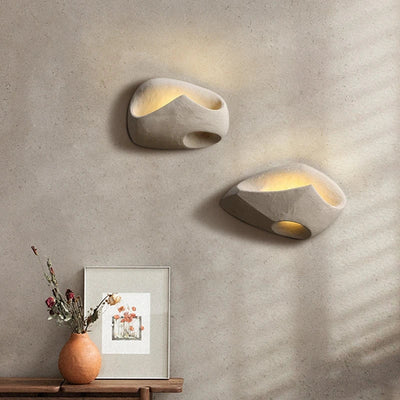 Edda Wall Lamp – Industrial Concrete-Inspired Art Deco Lighting