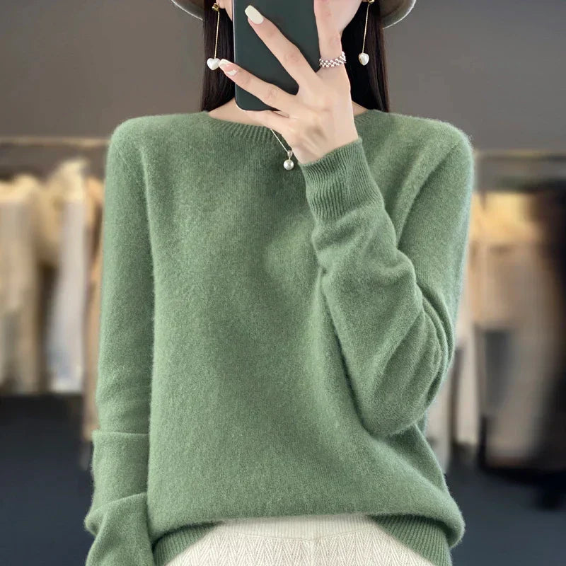 100% Australian Merino Wool Sweater – Soft, Warm & Timelessly Elegant