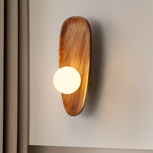 Natural Wood Wall Light – A Blend of Rustic Charm & Modern Simplicity