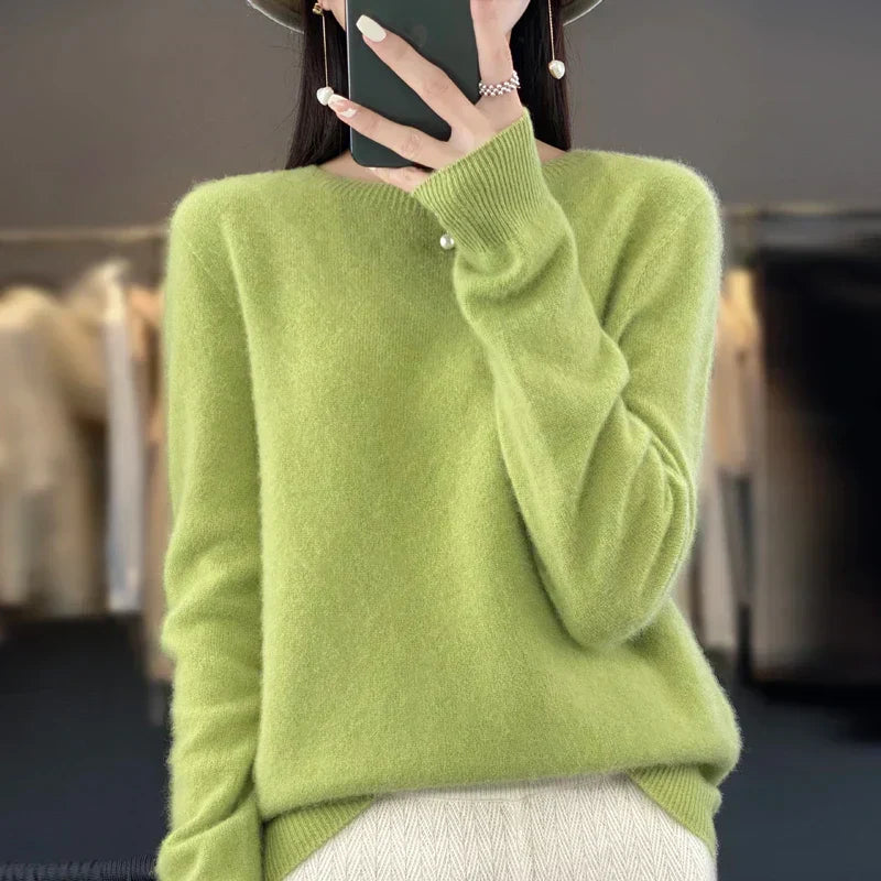 100% Australian Merino Wool Sweater – Soft, Warm & Timelessly Elegant
