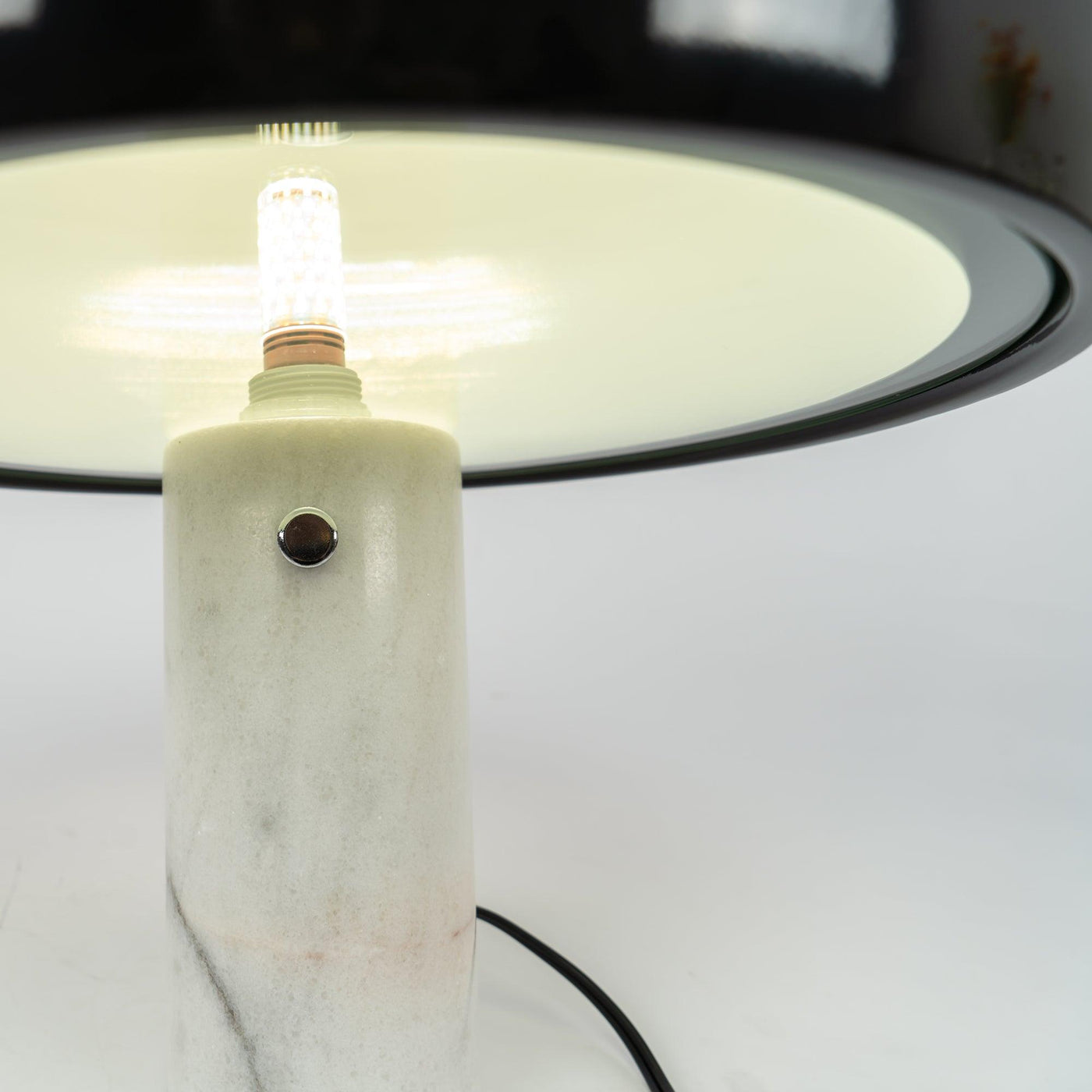 Art Marble Table Lamp – Luxury Italian Carrara Marble & Metal Design