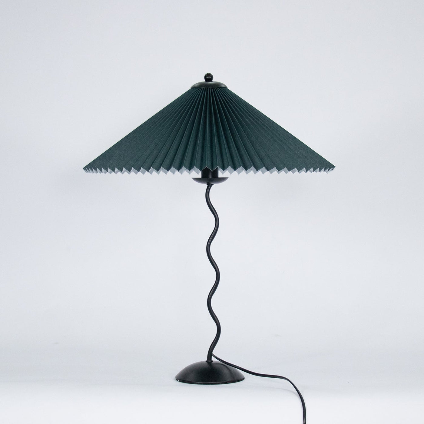 Squiggle Table Lamp – Modern Artistic Lighting for a Stylish Touch