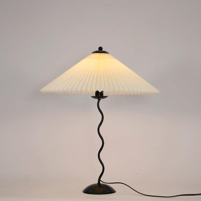Squiggle Table Lamp – Modern Artistic Lighting for a Stylish Touch