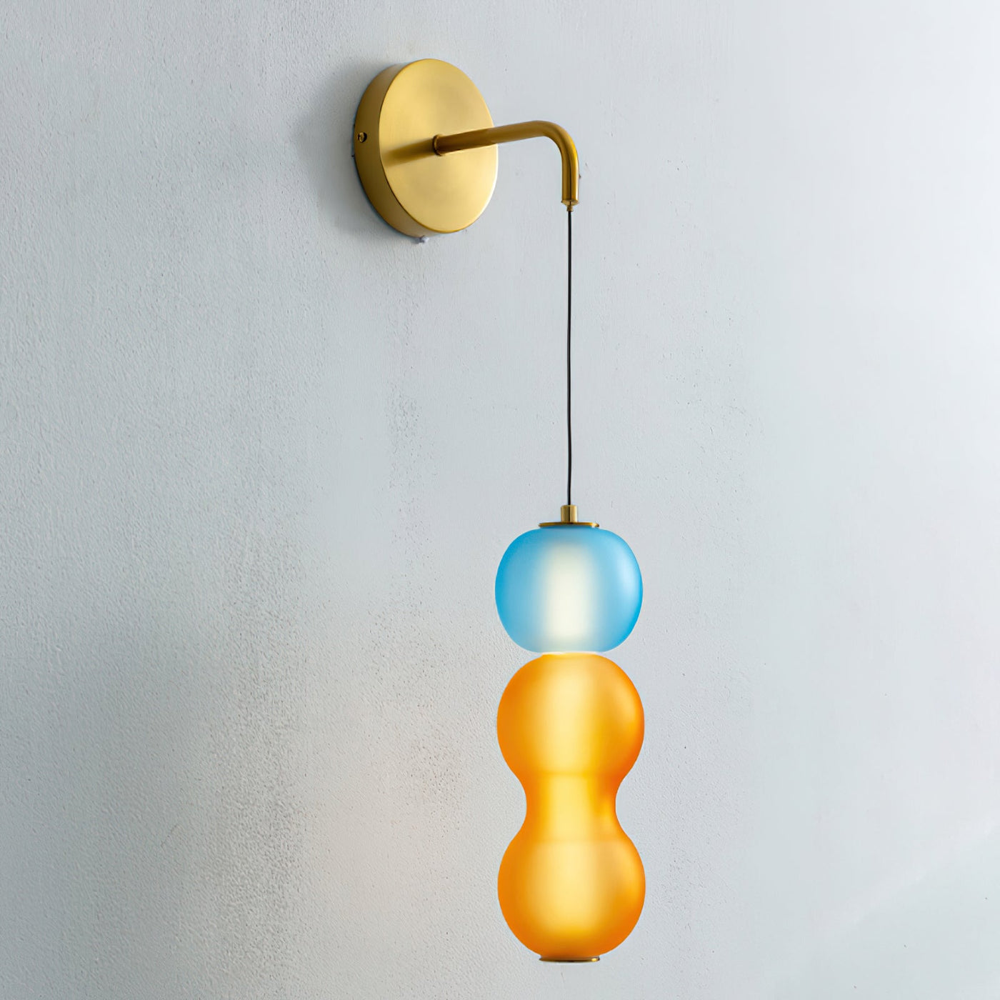 Valley Flower Wall Light – Luxurious Gold LED Wall Sconce with Floral Elegance