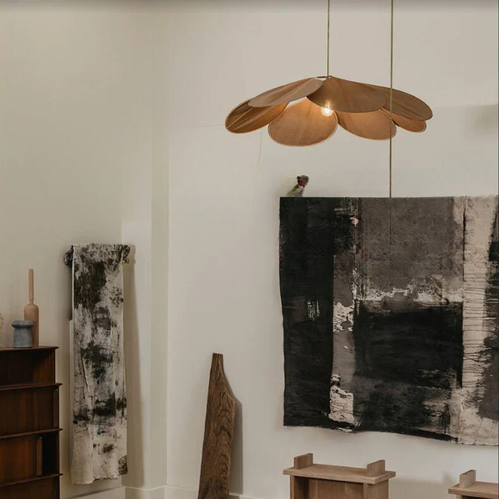 Floral Leaf Pendant Light – Elegant Nature-Inspired Design
