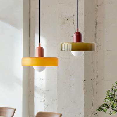 NordicGlass Pendant Light – Scandinavian Elegance and Warm Lighting
