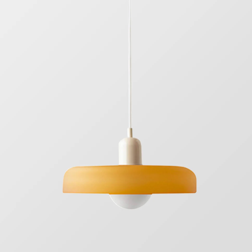 NordicGlass Pendant Light – Scandinavian Elegance and Warm Lighting