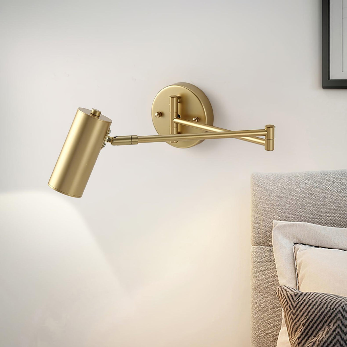 LumiFlex Wall Lamp – Practical and Stylish Lighting for Your Walls