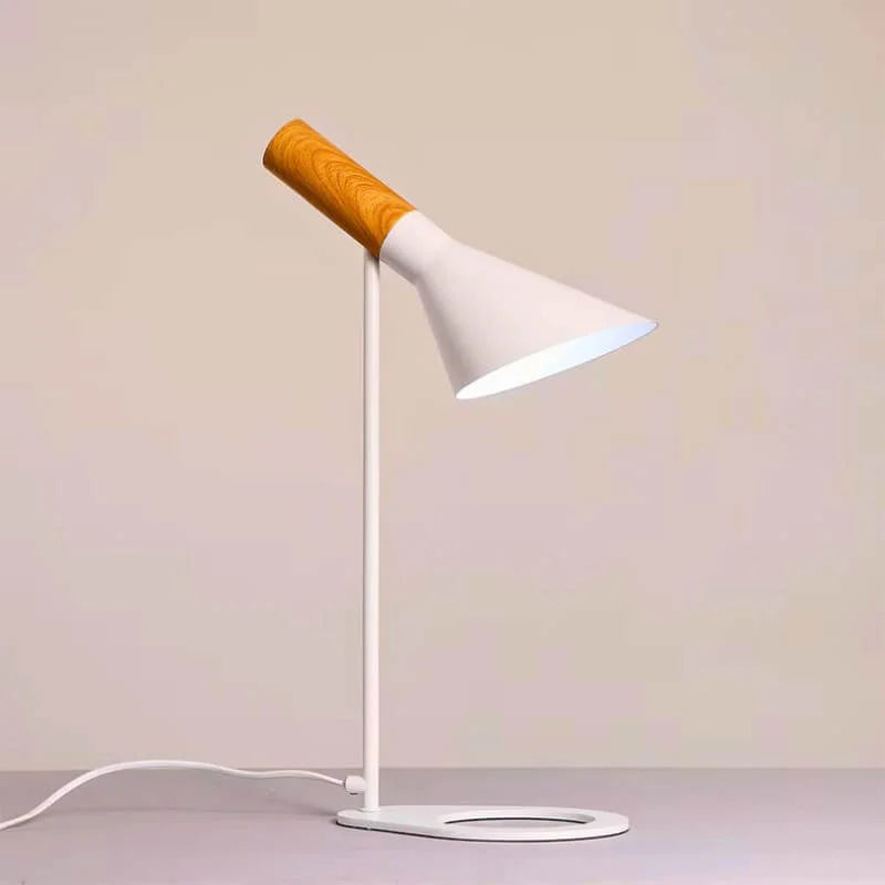 Modern LED Table Lamp – Adjustable & Elegant Task Lighting