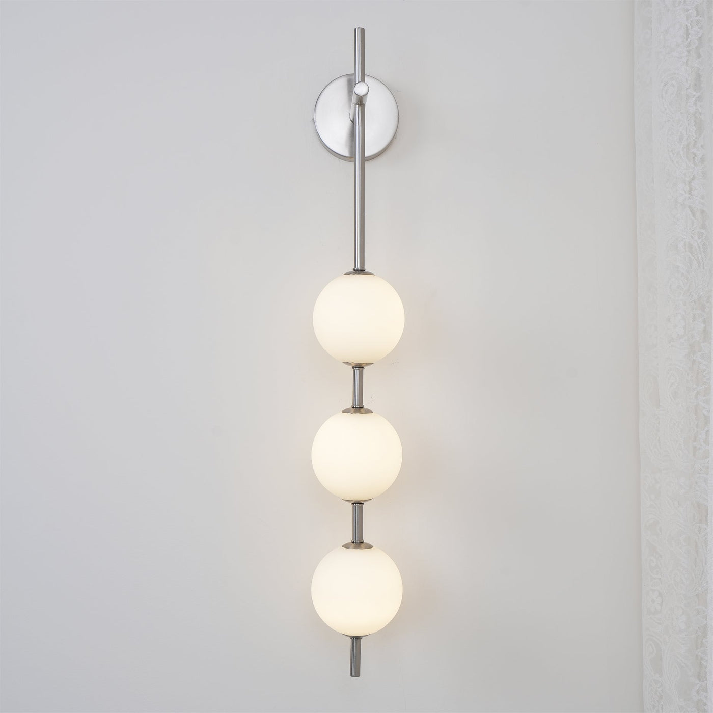 Vertical Globe Wall Light – Elegant Gold Wall Lamp with Frosted Glass Shade