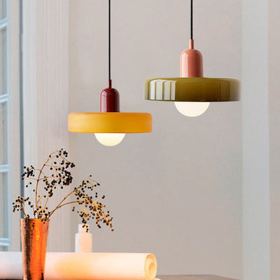 Bauhaus Pendant Light – A Timeless Fusion of Stained Glass & Modern Functionality