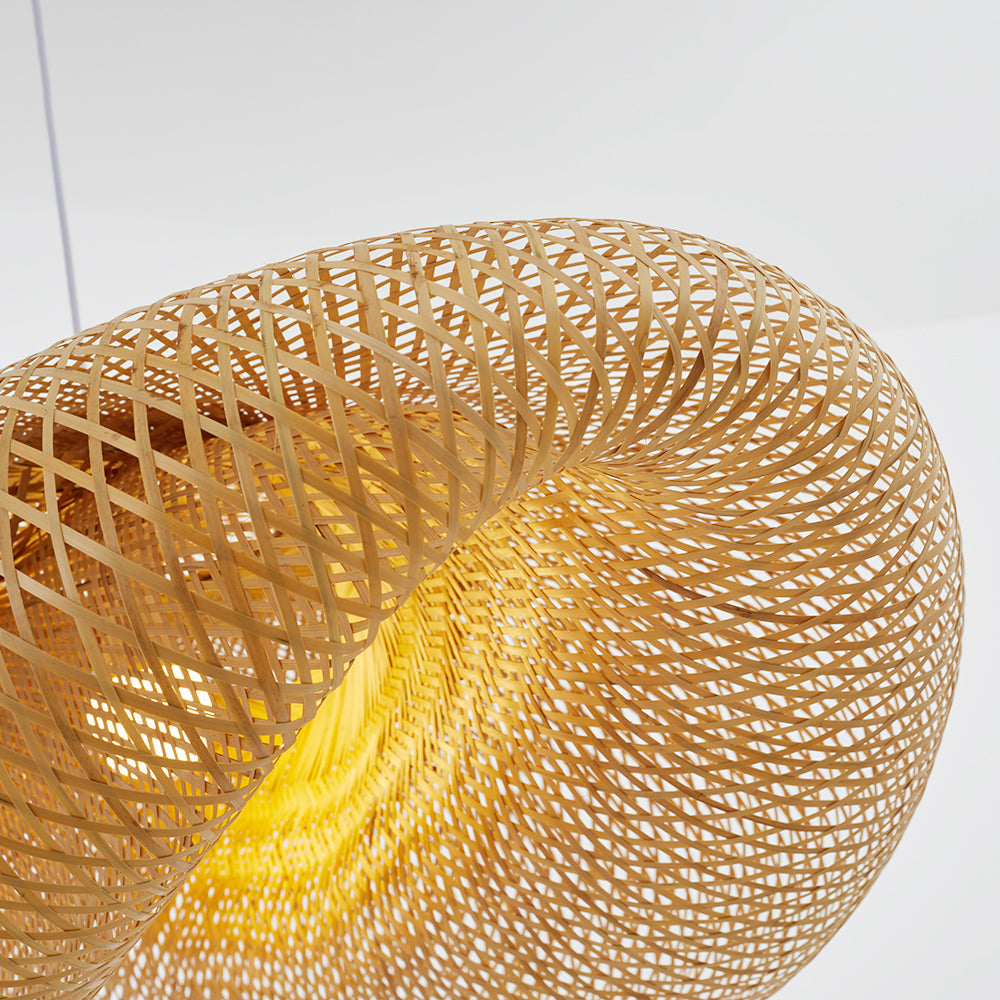 Handwoven Chinese Bamboo Pendant Light – Natural Rattan Wave Shade (E27, LED Compatible)