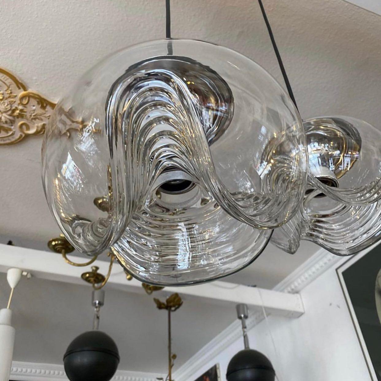Wave Pendant Light – Elegant Nature-Inspired LED Ceiling Lamp
