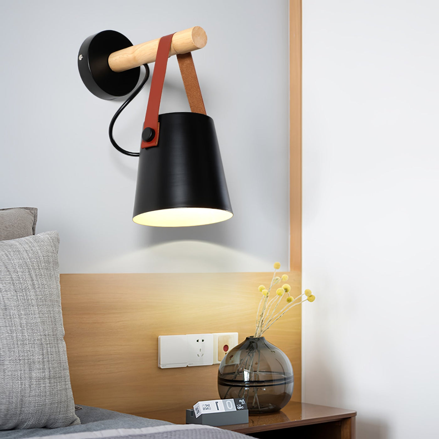 Nordic Cone Wood Wall Light – Elegant Scandinavian-Inspired LED Sconce
