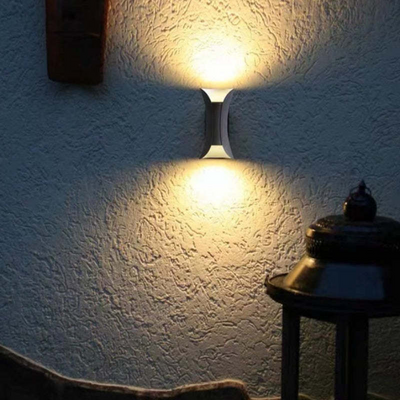 Waterproof LED Wall Light – Modern Aluminium Outdoor Lamp for Patios & Pathways