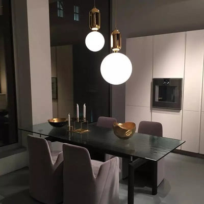Bälle Pendant Light – A Modern Sphere of Elegance
