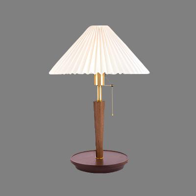 Vintage Pleated Wood Table Lamp – Timeless Elegance with a Warm Glow